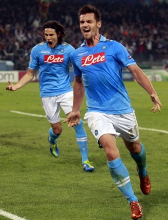 另一边则是 另一边则是